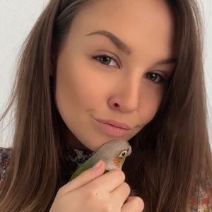 Meet your Posher, Viktoria